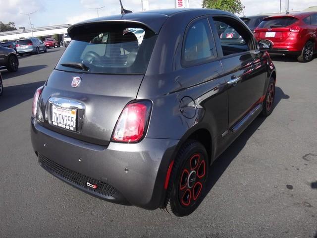 2017 Fiat 500e 3C3CFFGE1HT563254