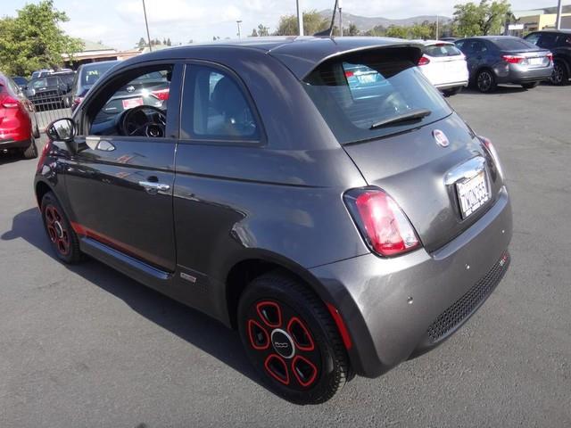 2017 Fiat 500e 3C3CFFGE1HT563254