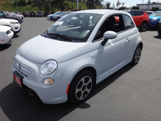 2017 Fiat 500e 3C3CFFGE2HT620948