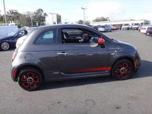 2017 Fiat 500e 3C3CFFGE1HT563254