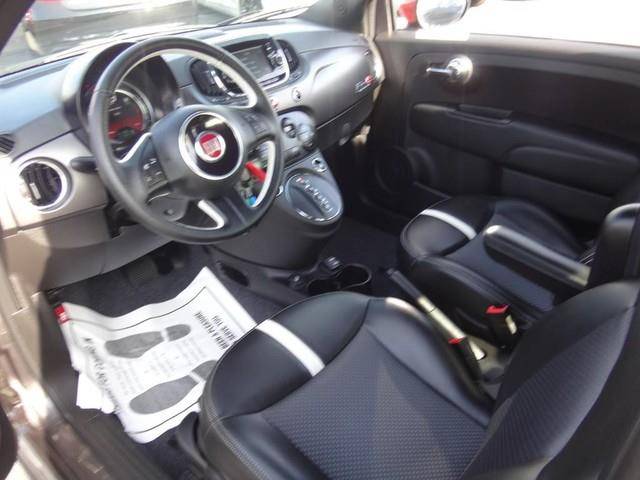 2017 Fiat 500e 3C3CFFGE1HT563254