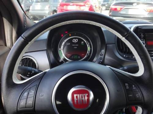 2017 Fiat 500e 3C3CFFGE1HT563254