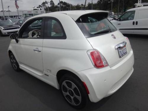 2015 Fiat 500e - Images - 3