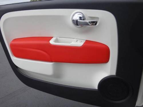 2015 Fiat 500e - Images - 27