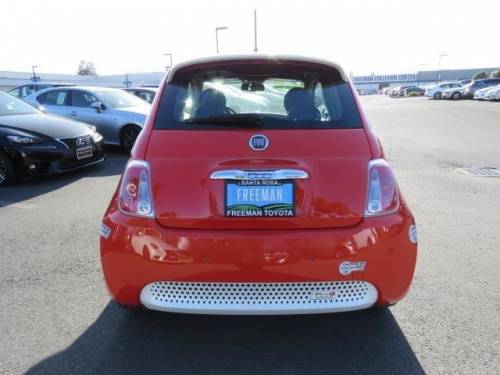2015 Fiat 500e - Images - 2