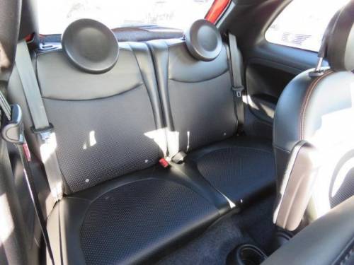 2015 Fiat 500e - Images - 21