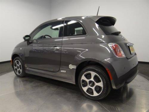 2015 Fiat 500e - Images - 1