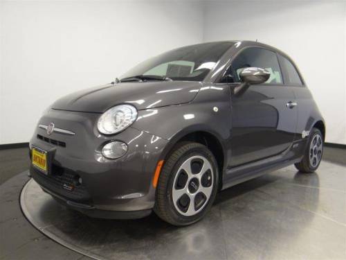 2015 Fiat 500e - Images - 18