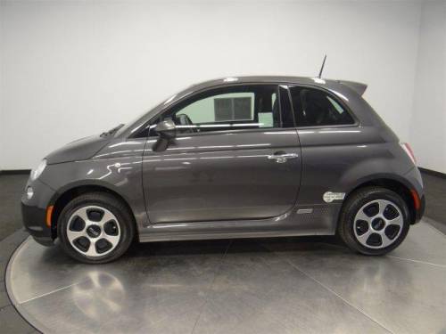 2015 Fiat 500e - Images - 19