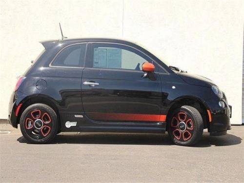 2015 Fiat 500e - Images - 2