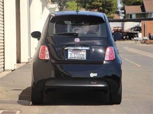 2015 Fiat 500e - Images - 4
