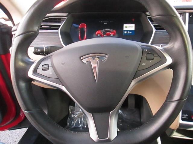 2014 Tesla Model S 5YJSA1H11EFP58821