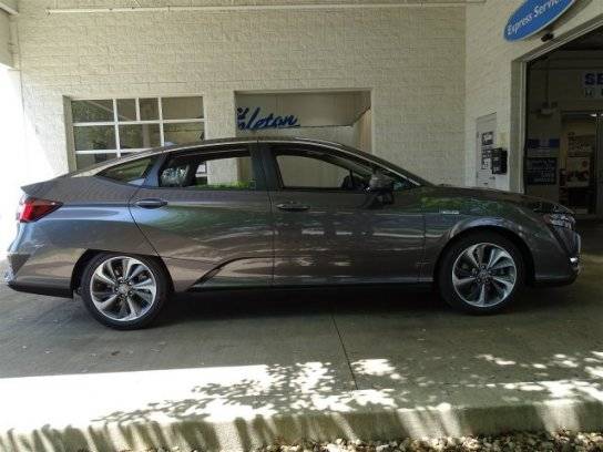 2018 Honda Clarity JHMZC5F30JC011379