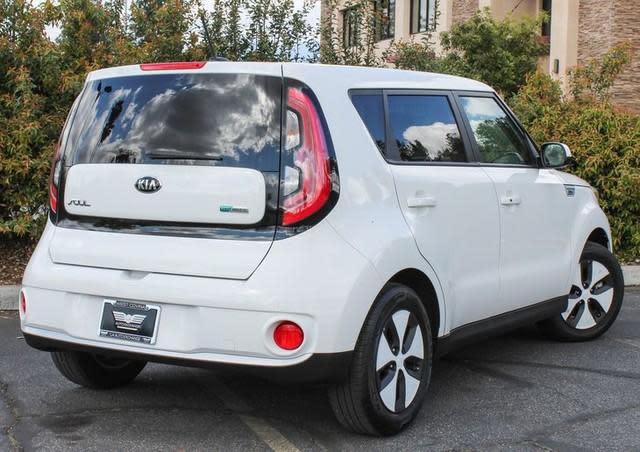 2016 Kia Soul KNDJP3AE7G7017374