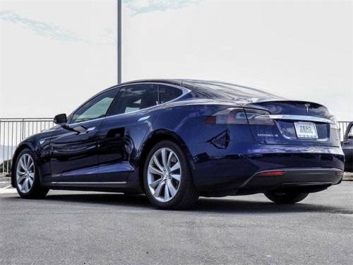 2015 Tesla Model S 5YJSA1S22FF082706