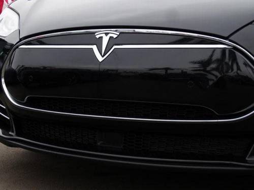 2015 Tesla Model S 5YJSA1H29FFP75036