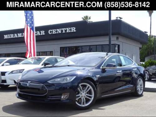 2015 Tesla Model S 5YJSA1H18FFP75553