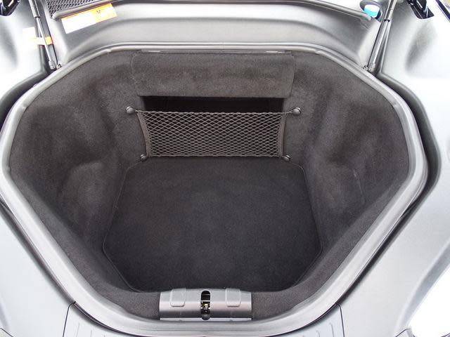 2015 Tesla Model S - Images - 32