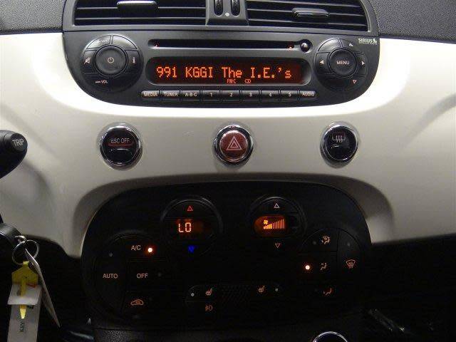 2015 Fiat 500e - Images - 9