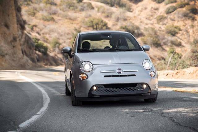 2015 Fiat 500e - Images - 6