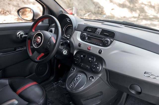 2015 Fiat 500e - Images - 8