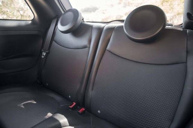 2015 Fiat 500e - Images - 10