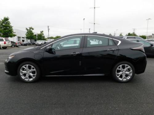 2018 Chevrolet VOLT 1G1RD6S51JU144179