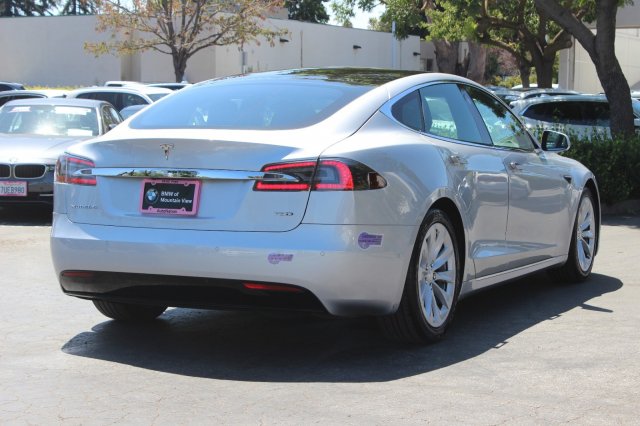 2018 Tesla Model S 5YJSA1E26JF252358