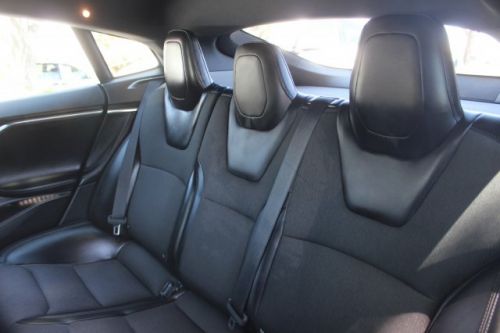 2018 Tesla Model S 5YJSA1E26JF252358