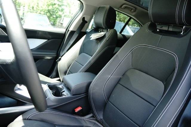 2019 Jaguar I-Pace - Images - 18
