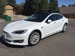 2017 Tesla Model S 5YJSA1E22HF179015