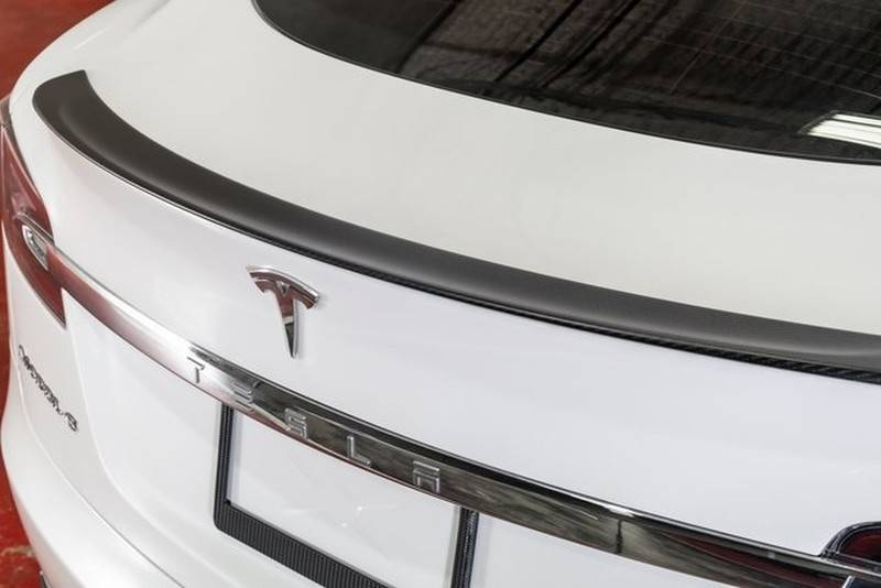 2016 Tesla Model S 5YJSA1E47GF136726