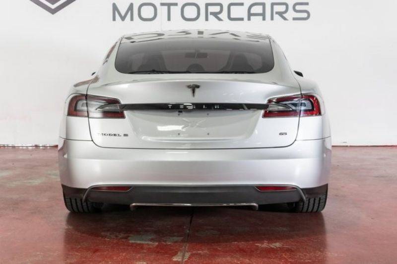2013 Tesla Model S 5YJSA1DN2DFP10848
