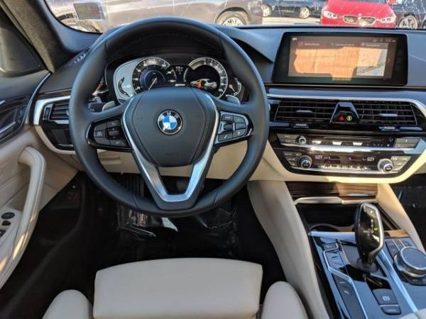 2019 BMW 5 Series WBAJA9C50KB389031