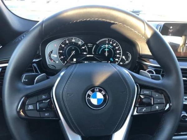 2019 BMW 5 Series WBAJA9C56KB398803