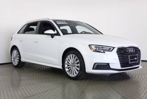 2017 Audi A3 Sportback e-tron WAUUPBFF9HA056784