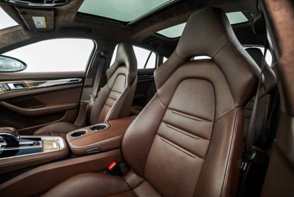 2018 Porsche Panamera WP0AH2A7XJL144658