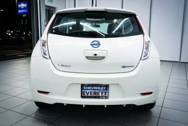 2015 Nissan LEAF 1N4AZ0CP1FC316300