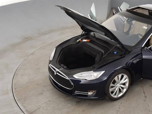 2015 Tesla Model S 5YJSA1S17FFP73141