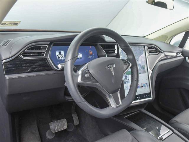 2017 Tesla Model X 5YJXCDE2XHF034368