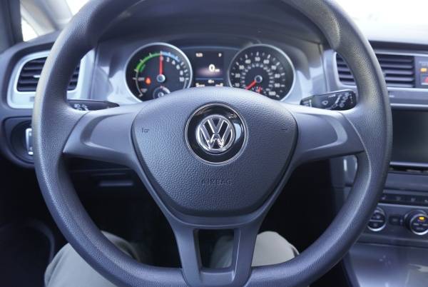 2016 Volkswagen e-Golf WVWKP7AU9GW916357