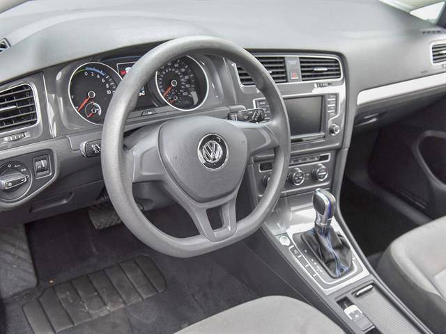 2016 Volkswagen e-Golf WVWKP7AU1GW916451