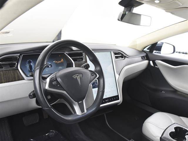 2013 Tesla Model S 5YJSA1DN0DFP04434