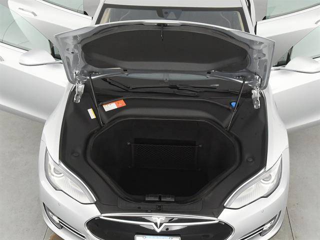 2014 Tesla Model S 5YJSA1H10EFP60589