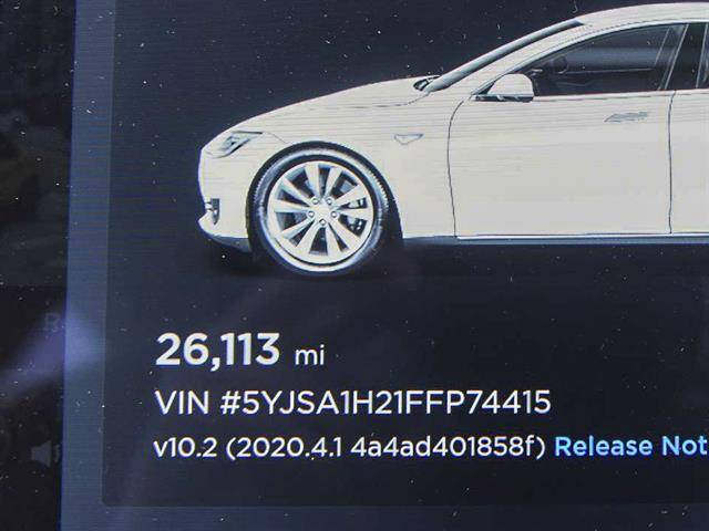 2015 Tesla Model S 5YJSA1H21FFP74415