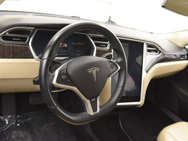2013 Tesla Model S 5YJSA1CNXDFP20061