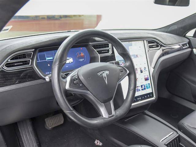 2016 Tesla Model S 5YJSA1E25GF171537