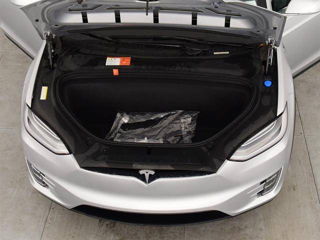 2017 Tesla Model X 5YJXCBE21HF034554