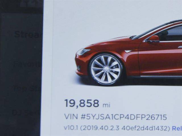 2013 Tesla Model S 5YJSA1CP4DFP26715