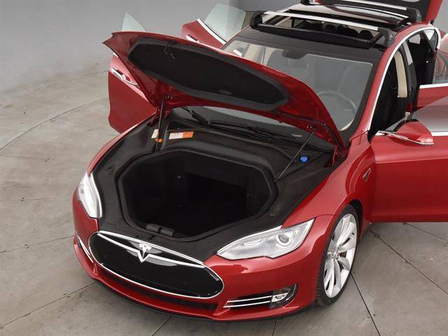 2013 Tesla Model S 5YJSA1CP4DFP26715